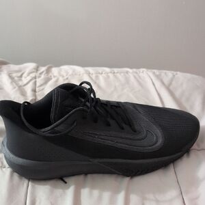 Nike Men's Black Athletic Sneakers
